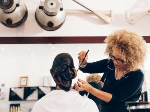 The Ultimate Guide to Choosing the Perfect Present for Your Hair Stylist