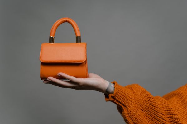 Leather crossbody bags review