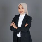 how to wear a suit for women
